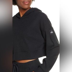 Alo Yoga Muse black ribbed long sleeved cropped hoodie